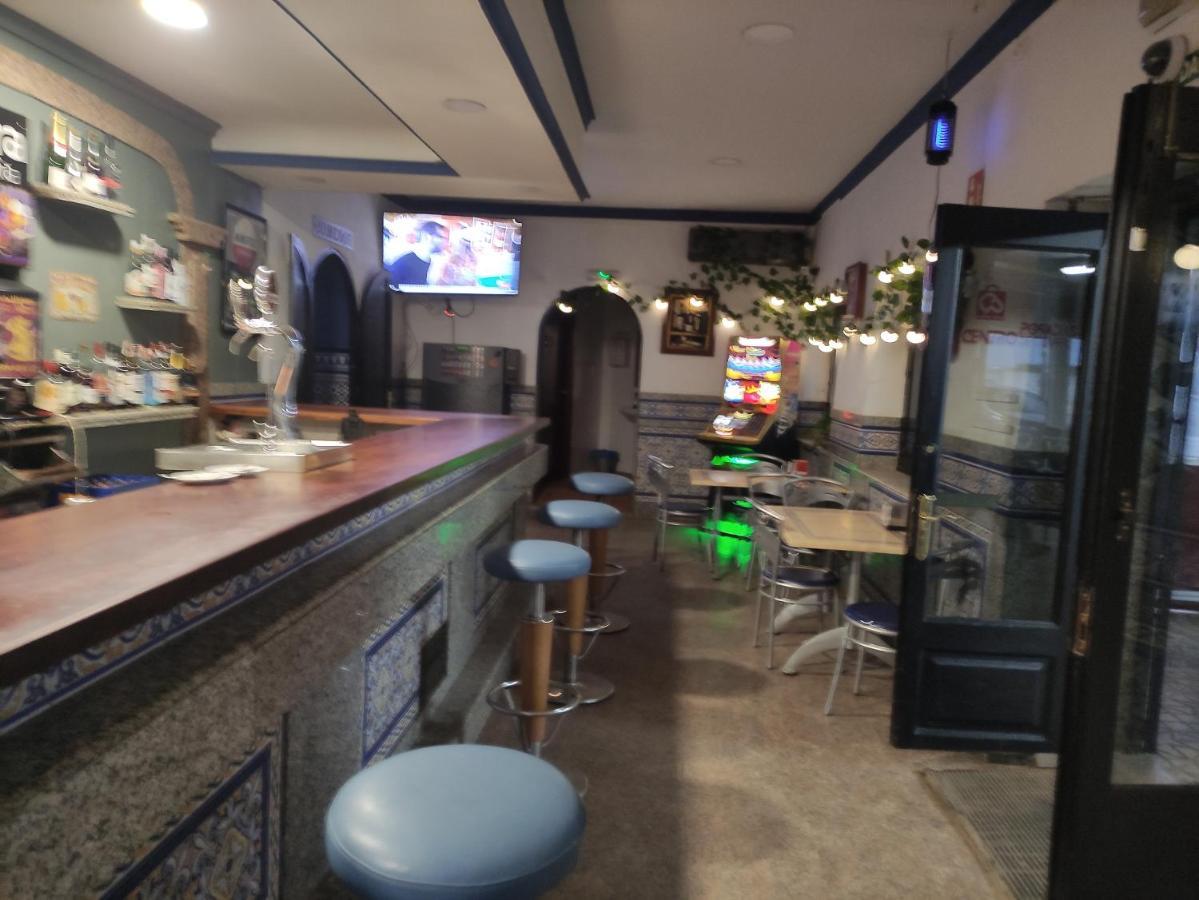 Hostal Restaurante Bar Cafeteria La Melchora Посадас Экстерьер фото